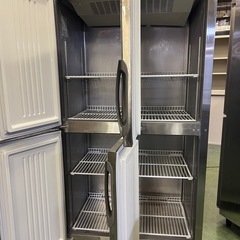 2015年 フクシマ縦型冷凍庫 900x650x1940の画像