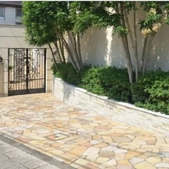 アルビノ石乱れ石玄関庭アプローチ石の画像