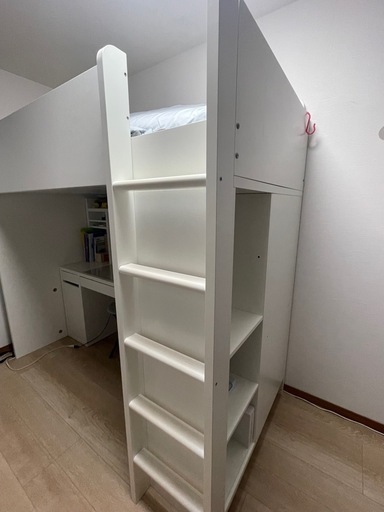 取引中)IKEA ロフトベッド 旧型STUVA、SMASTAD(） (すずな) 萩原の