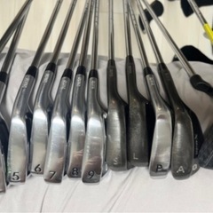 ◇YAMAHA インプレスX等　ゴルフクラブ◇オークリー OAKLEY スタンドキャディーバッグ FOS901378◇ボールその他付き【現金決済可】 
の画像