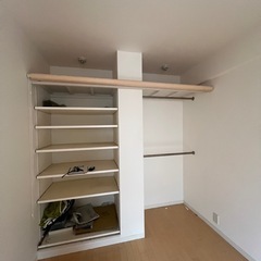 江坂マンション10階　棚板が沢山ありますの画像