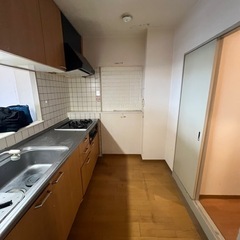 松原市マンション13階システムキッチンの画像