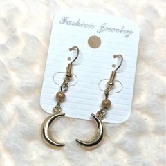 ハンドメイドピアスの画像