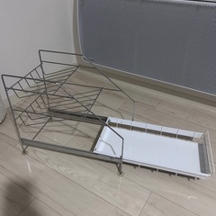 スチールラックの画像