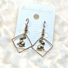 ハンドメイドピアスの画像