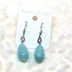 ハンドメイドピアスの画像