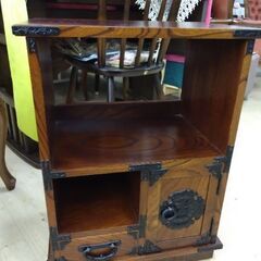 本物保証　展示引き上げ品　岩谷堂箪笥　定価数十万円　一生物　タンス　整理箪笥　キャビネット　TVボード　お茶碗　茶道　岩谷堂の画像