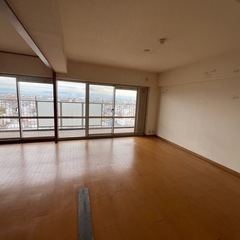 松原市マンション13階　フローリングの画像