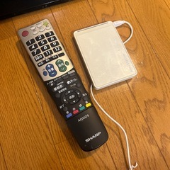 32型テレビAQUOSの画像