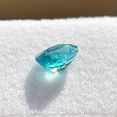 【パライバカラーアパタイト 1.2ct】爽やかなネオンブルーが魅力の希少ストーンの画像