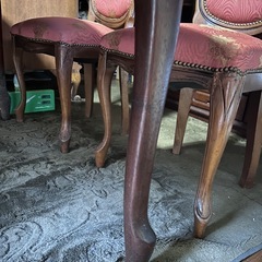 アンティークダイニングテーブルと椅子4脚の画像