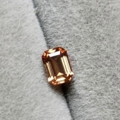 【アンダルサイト 0.20ct】多色が揺らめく希少ストーンの画像