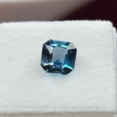 【ロンドンブルートパーズ 1.75ct】深いブルーが魅力のルースの画像