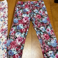 花柄ズボン　（⭐️同時購入無料商品）の画像