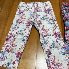 花柄ズボン　（⭐️同時購入無料商品）の画像
