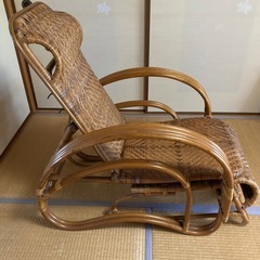 藤の椅子の画像