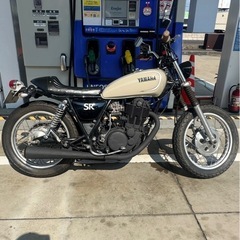 YAMAHA SR400（1JR）の画像