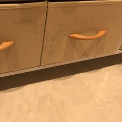 収納 チェスト タンス 合金鋼 ベージュ 布製 引き出し 衣類収納 リビング収納 転倒防止 低ホルム 3段7杯【幅80×奥行29×高さ79cm】の画像