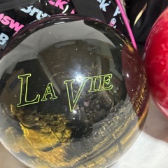 ボウリング　ボール　10ポンド　8ポンドの画像