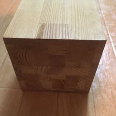 木のブロック×4の画像