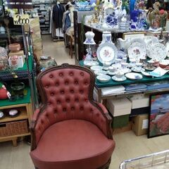 定価数十万円　本物イタリア製　本革　ソファー　猫足　アンティーク　チェア　椅子　チェア　イス　テーブルの画像