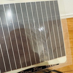 爬虫類用パネルヒーターの画像