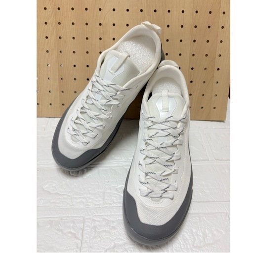 新品！ウォーキングシューズ カジュアルシューズ ハイキングシューズ 通勤