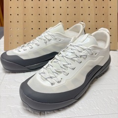 新品！ウォーキングシューズ カジュアルシューズ ハイキングシューズ 通勤の画像