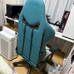 ゲーミングチェアの画像