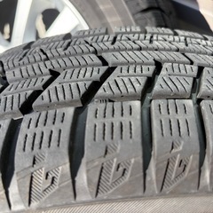 NBOX等軽自動車用スタッドレスタイヤ4 本セットの画像