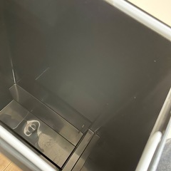 ダストボックスの画像