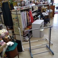 極上美品　縦にも横にも伸縮　物干し竿　ハンガーラック　洗濯機 ハンガー　ラック　の画像