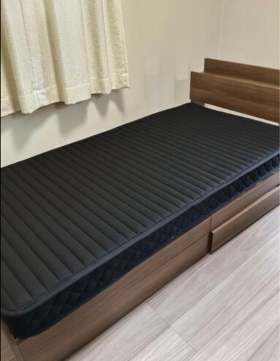 ベッド、マットレスつき付き
