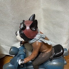 犬の置物の画像