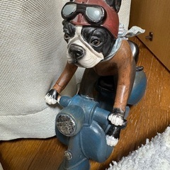 犬の置物の画像