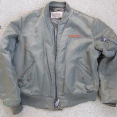 🍊AVIREXフライトジャケットの画像