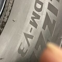 ランクル250専用　空気圧センサー付き　レアマイスターオフスタイル　265/65R18　スタッドレス　の画像