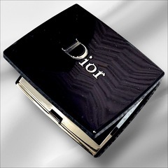 Dior ディオール アイシャドウ　サンククルールクチュール サマーデューン 699の画像