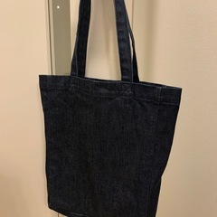 A.P.C トートバッグ　11/24までの画像