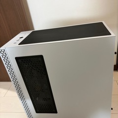 Thermaltake S300 TG  PCケースの画像