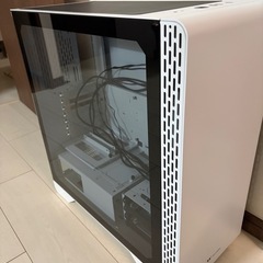 Thermaltake S300 TG  PCケースの画像