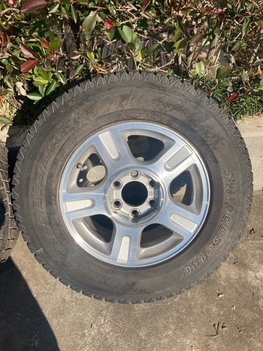 ブリヂストン　ブリザック　フォードエクスペディションリンカーンナビゲーター