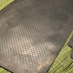 TOYOTAダイナ　カムロードフロアマットの画像