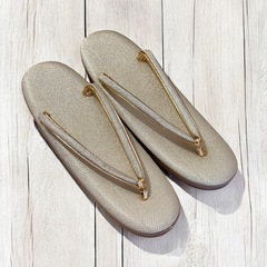 【新品】草履 フォーマル 23.5cm 金色 和装小物 結婚式 成人式 和装小物 着物の画像