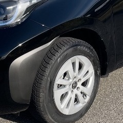 新型シエンタなどに　プリウス純正アルミホイール&185/65R15スタッドレスタイヤセット！の画像
