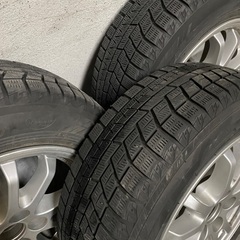 新型シエンタなどに　プリウス純正アルミホイール&185/65R15スタッドレスタイヤセット！の画像