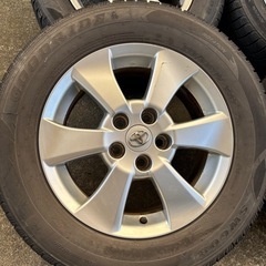 215/65/16  アルミホイール　スタッドレス  アルファードなどに
　の画像