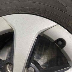 スタッドレスタイヤの画像