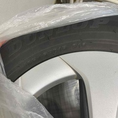 スタッドレスタイヤの画像