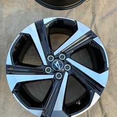 ダイハツ ロッキーハイブリッド純正 17in 6J +40 PCD100 4本セットの画像